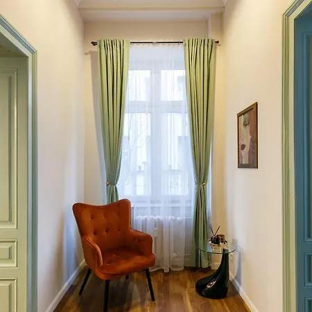 Klimt's Puzzle Apartamento