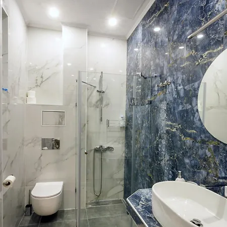 شقة Klimt's Puzzle *